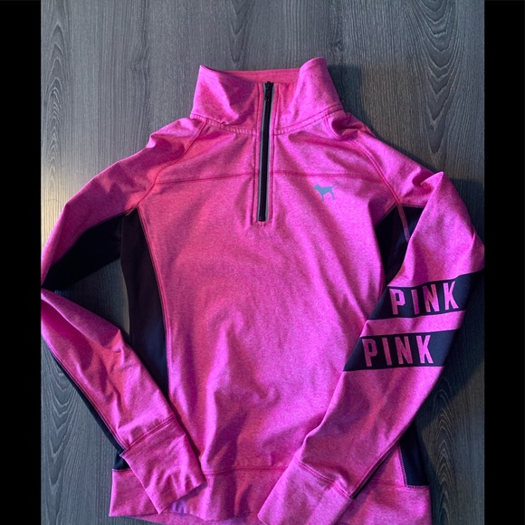 Victoria Secret Womens half zip sweater Size small - Picture 1 of 3
